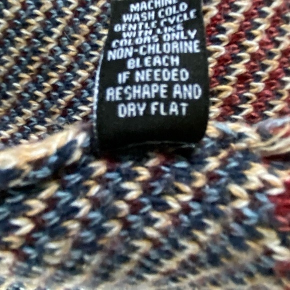 Ann French Aztec Southwestern Print Cardigan pockets, front buttons Sz: Medium - Picture 8 of 12